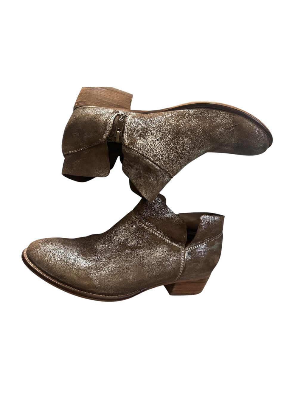 Seychelles Leather Booties Shimmery tan size 7.5
